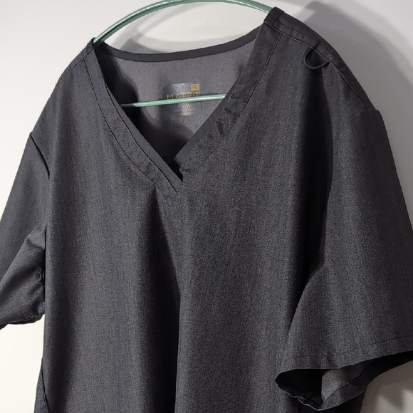 Matix | Pro Dark Gray Short Sleeve V-Neck Scrubs With Pockets Size XXL - Picture 2 of 7